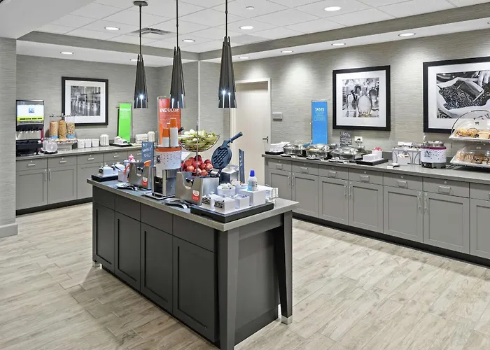 Hampton Inn & Suites Cranberry Township/Mars